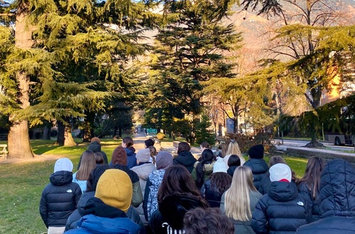 Besuch im Meraner Bahnhofspark Besuch im Meraner Bahnhofspark