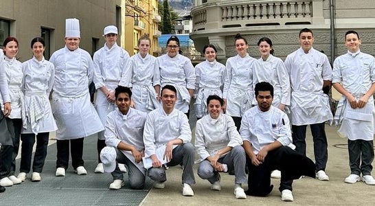 Nachhaltigkeitsprojekt an der Landesberufsschule Savoy Meran: „Wie in alten Zeiten!“ Nachhaltigkeitsprojekt an der Landesberufsschule Savoy Meran: „Wie in alten Zeiten!“