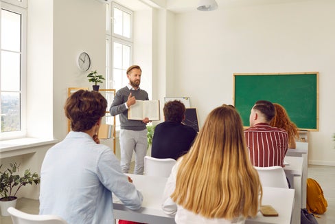 Sprachenlernen im Erwachsenenalter (Foto 123rf)