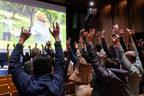 Regelmäßige Bewegung ist die beste Vorsorge gegen Rückenschmerzen. (Foto: Ivo Corrà)