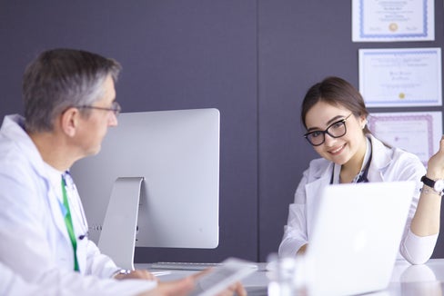 Verwaltungsaufgaben im Gesundheitsbereich: ein spannendes Umfeld ist garantiert (Foto 123rf)
