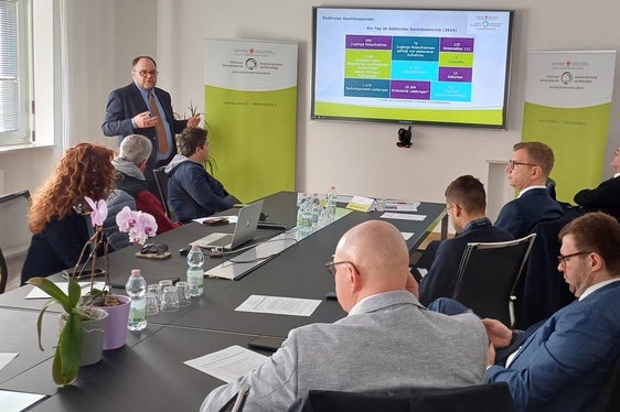 Generaldirektor Christian Kofler begrüßte die Gäste aus Berlin