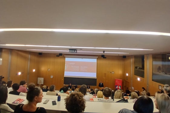 Beim 8. Südtiroler Symposium zur Gendermedizin in Bozen standen Andro- und Menopause sowie die Bedeutung geschlechtsspezifischer Unterschiede in der Medizin im Mittelpunkt. (Foto: LPA)