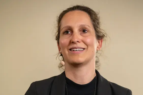 Barbara Amhof, Phyiotherapeutin (Foto Ivo Corrà)