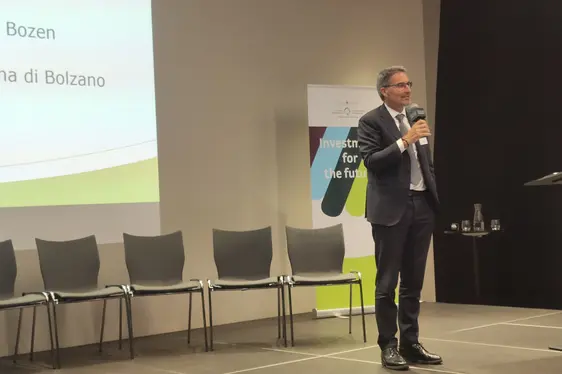 Arno Kompatscher, Landeshauptmann und Gesundheitslandesrat