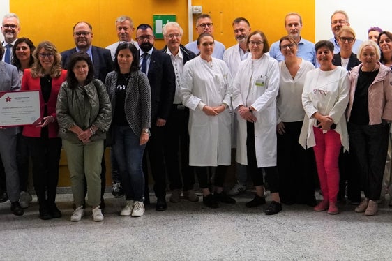 Gruppenfoto der Führungskräfte und Teamleader mit Landesrat und Direktionsmitgliedern