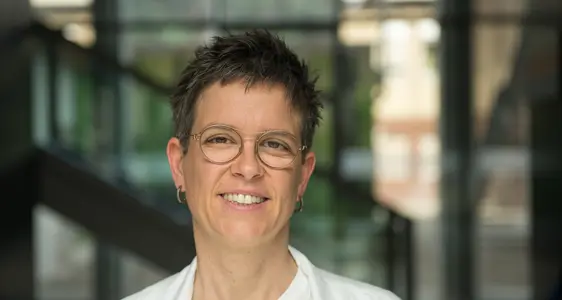 Dr.in Yvonne Fauster