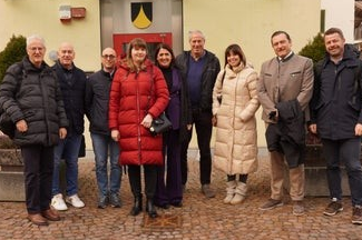 v.l.n.r.: Ernst Oberschartner, Alessandro Beccarello, Werner Dubis, Natalia Ivannikova, Irene Pechlaner, Gothard Gufler, Barbara Caggegi, Alessandro Peracchi und Robert Tschöll