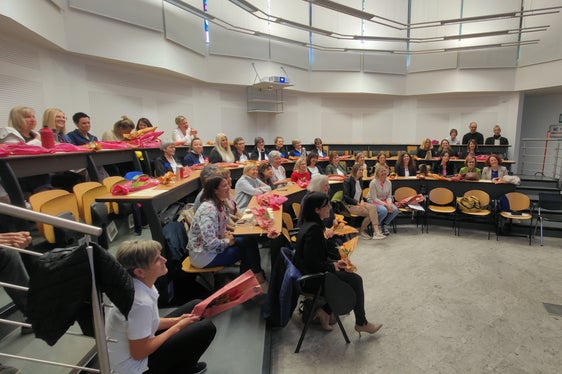 Bei der Diplomübergabe