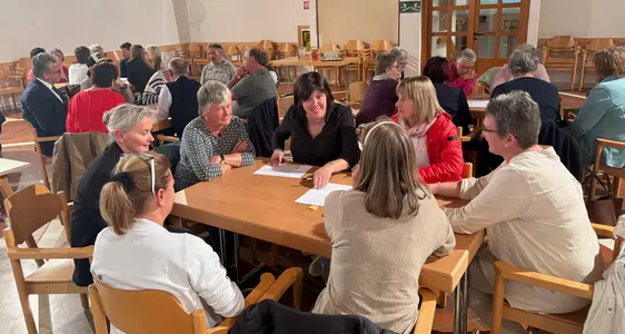 Gemeinsam stärker: Community Building rund um das Gemeinschaftshaus Neumarkt