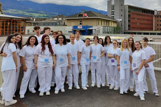 Gli alunni e le alunne delle superiori all’Ospedale di Bressanone