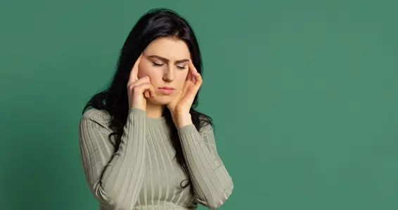 L’Organizzazione Mondiale della Sanità (OMS) annovera le cefalee tra le patologie più frequenti del sistema nervoso (foto: 123rf)