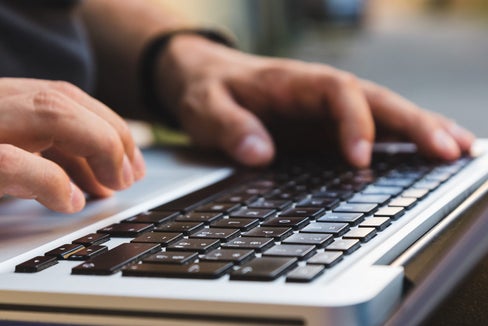 Die Elektronische Gesundheitsakte (EGA) bietet sicheren Online-Zugriff auf persönliche Gesundheitsdaten und medizinische Dokumente. Am 5. September ist sie wegen Wartungsarbeiten von 20 bis etwa 24 Uhr nicht verfügbar. (Foto: 123rf)