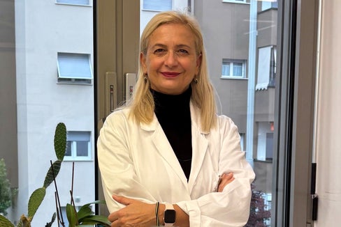 Dr.in Elisabetta Pagani leitet weiterhin die Geschicke des betrieblichen Labors für Mikrobiologie und Virologie (Foto privat)