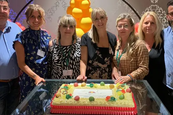 Südtiroler Endometrioseverein Noi con Voi