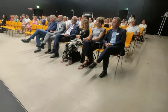 Teilnehmer und Teilnehmerinnen an der Ausgabe 2023