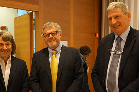 V.l.n.r.: Landesrat Hubert Messner, Primar Martin Steinkasserer und Sanitätsdirektor Josef Widmann