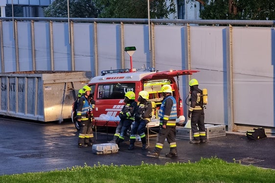 Eintreffen der Feuerwehr (Foto: Stefan Ceska, FF Meran)