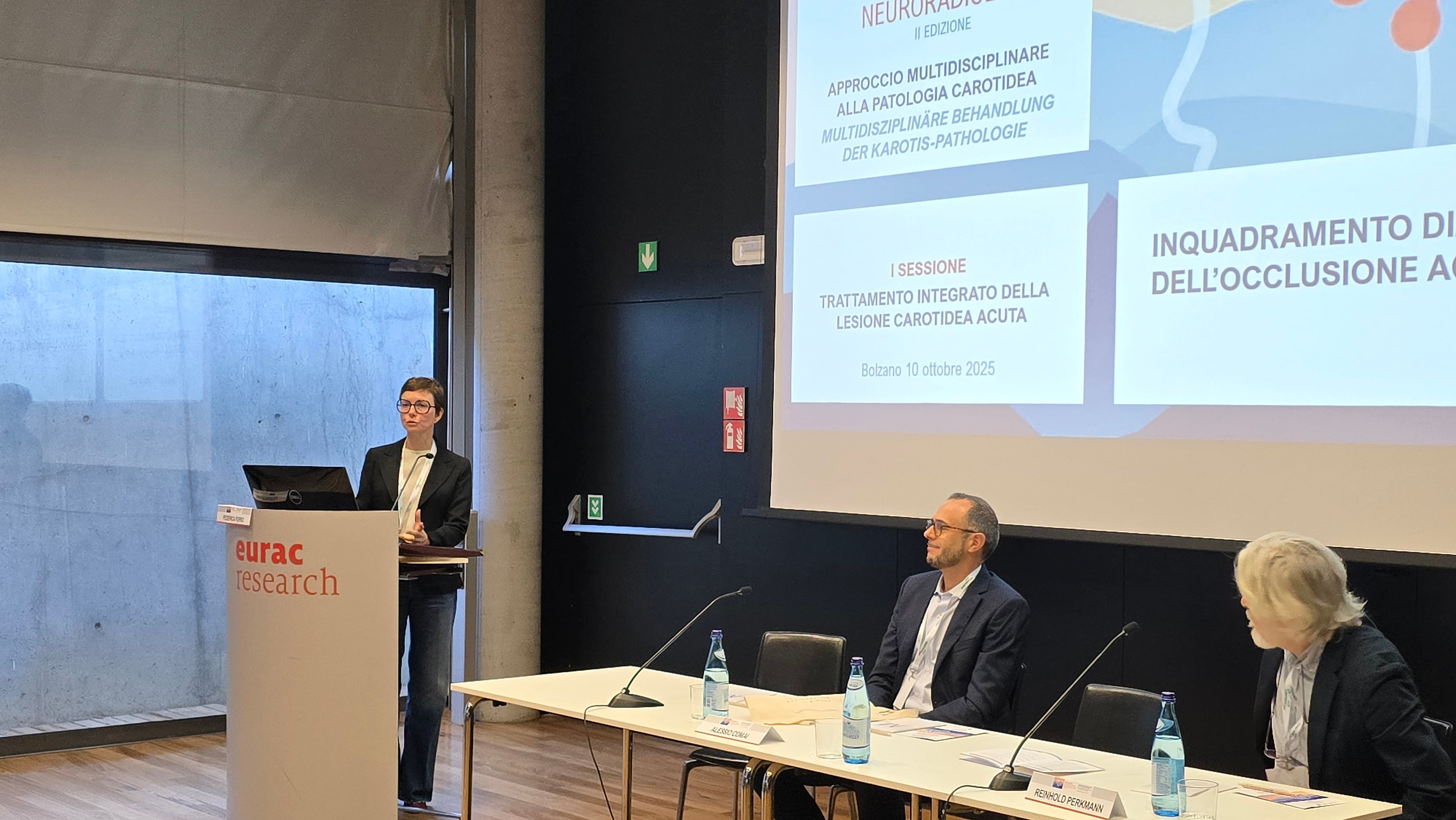 V.l. Primarin Federica Ferro, Primar Alessio Comai und Primar Reinhold Perkmann