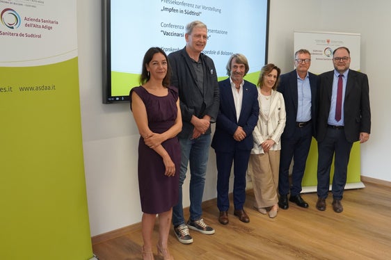 V.l. Dr.in Silvia Spertini, Dr. Josef Widmann, Dr. Hubert Messner, Dr.in Maria Grazia Zuccali, Dr. Antonio Ferro, Dr. Christian Kofler