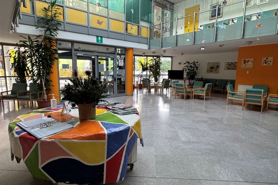 Der Eingangsbereich im Pflegezentrum Firmian