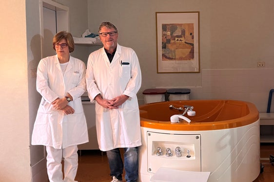 Fachärztin Federica Verdi und Primar Martin Steinkasserer im Kreißsaal