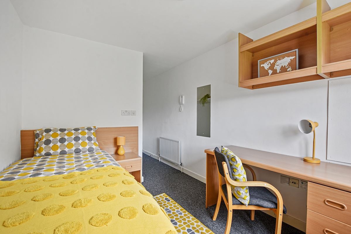 Room at Green Lanes