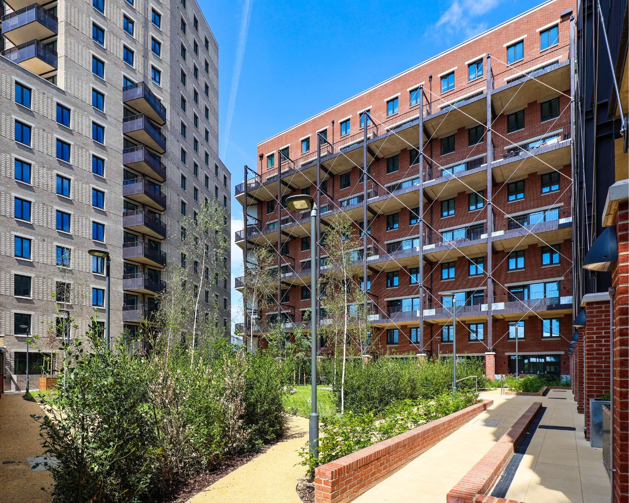 External & Courtyard area