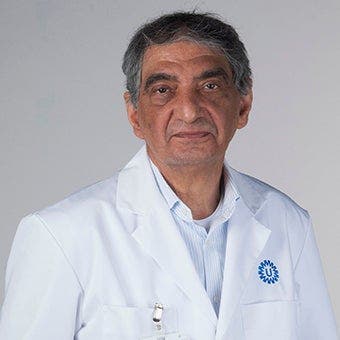 Prof. dr.   Öner
