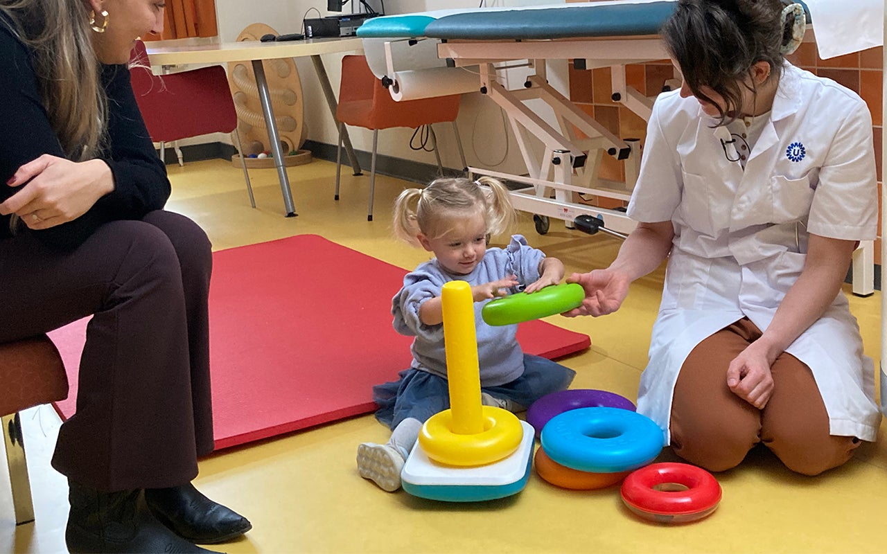 Zoë met dokter Eva