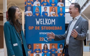 Tessel Boerma en Michiel Houben op de 22q11.2 studiedag in het UMC Utrecht.