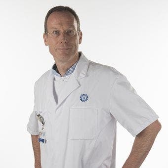 Dr.  Fennis