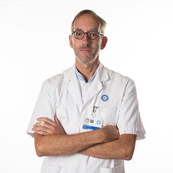 Dr.  van Brakel