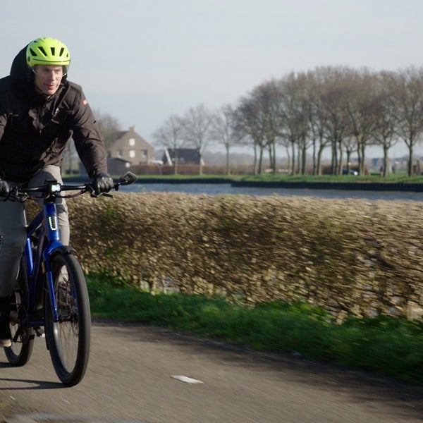 Fietser op e-bike