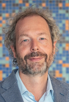 Pol, W.L.  van der  (Ludo)