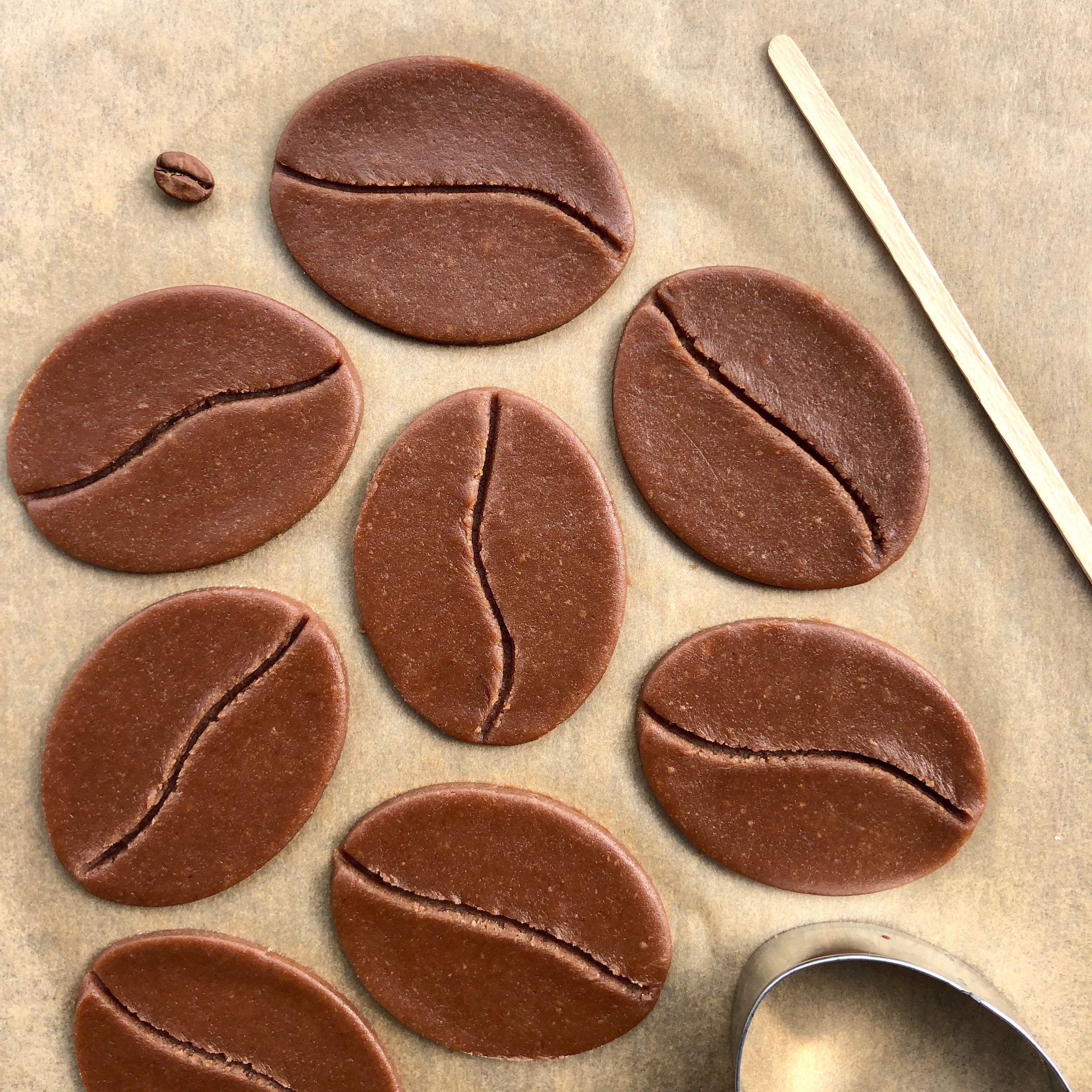 Coffee-Bean-Biscuits-Frances-Quinn-(3).JPG