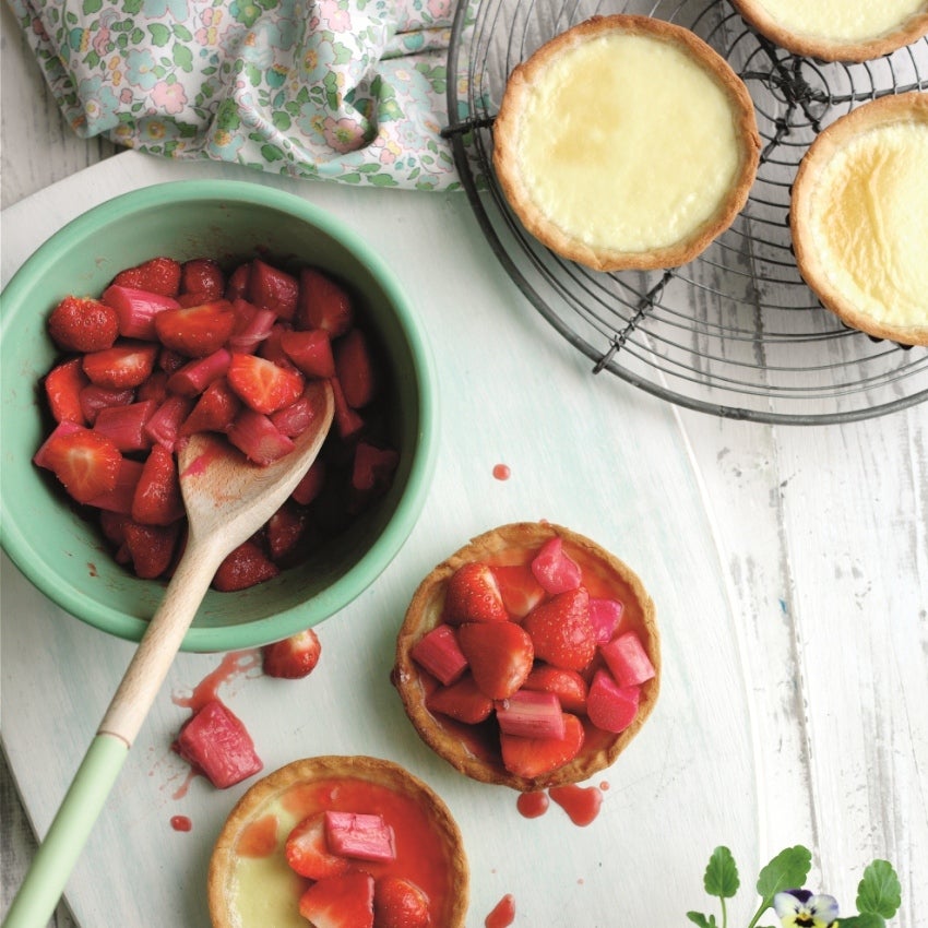 1-Rhubarb-and-strawberry-tarts-served-with-ice-cream-web.jpg