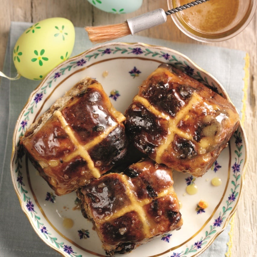 Nielsen-Massey-Vanilla-Chocolate-Hot-Cross-Buns.jpg