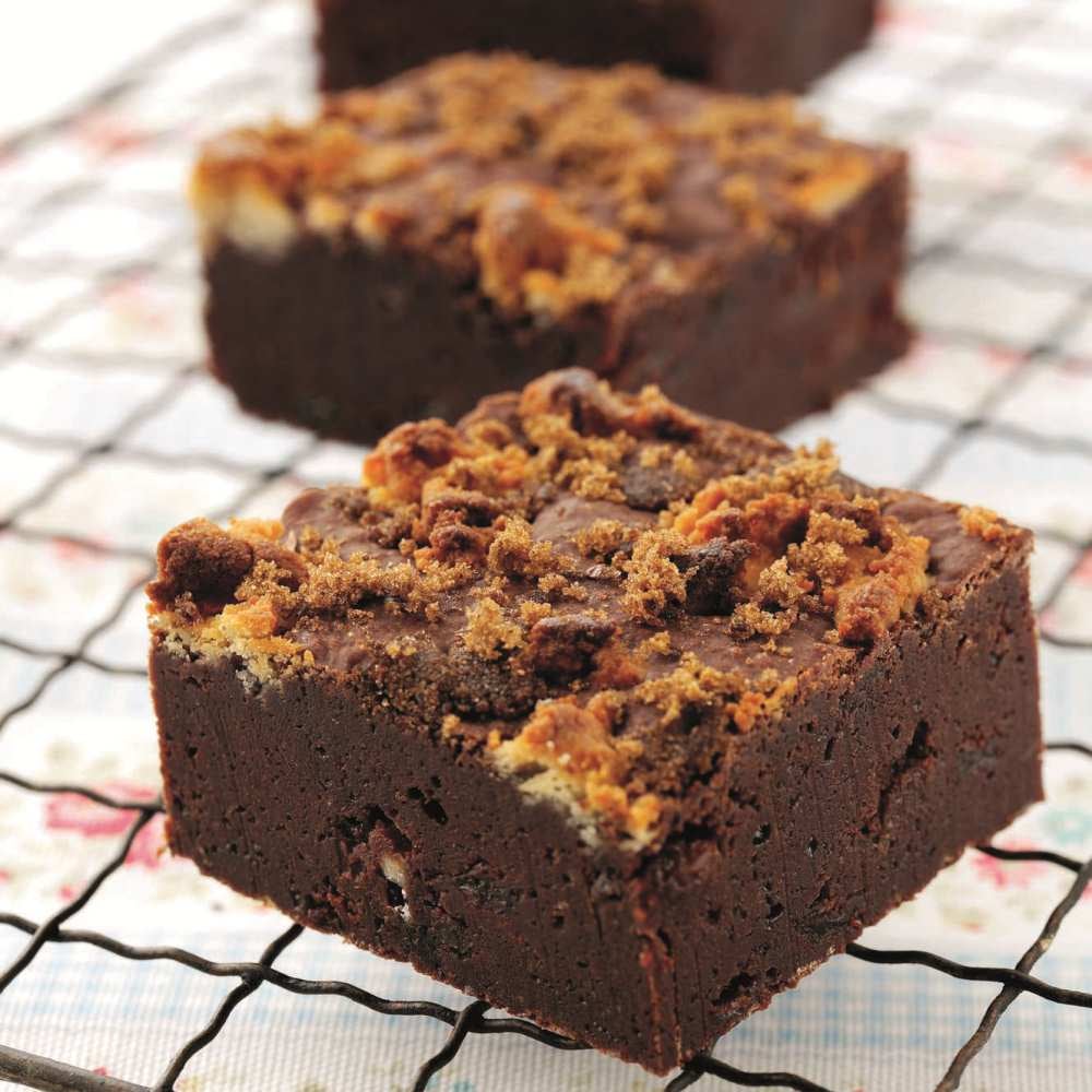 1-Easter-simnel-brownie.jpg