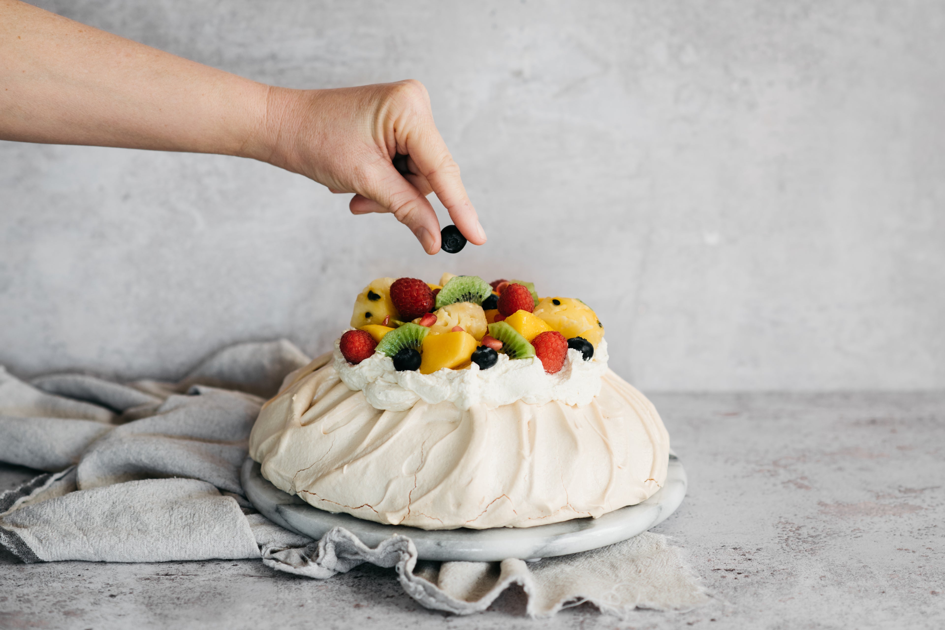 Summer Pavlova