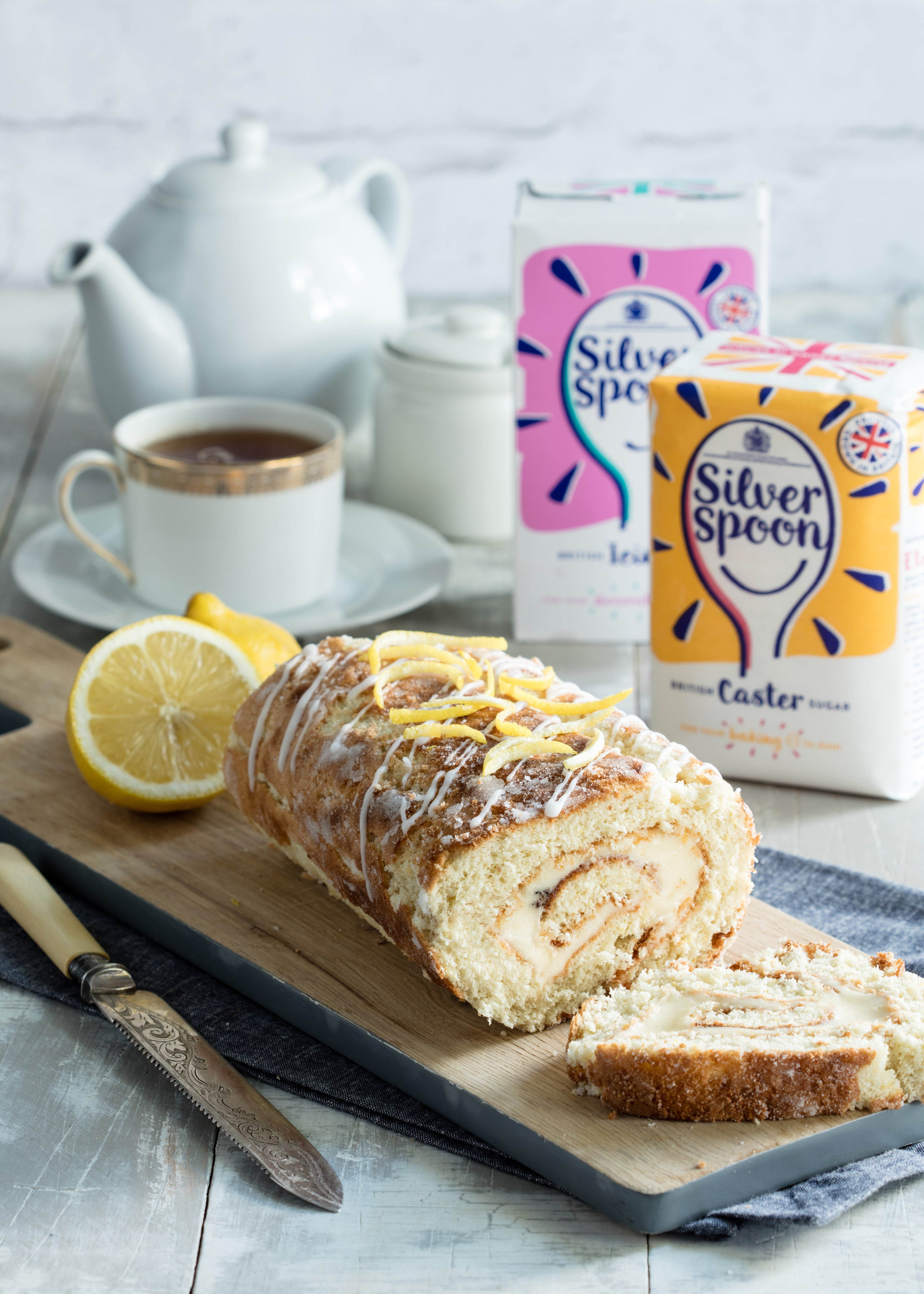 Lemon-Drizzle-Swiss-Roll.jpg