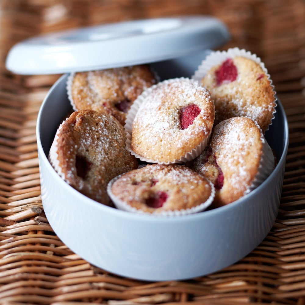 1-Raspberry-and-Coconut-Cakes-web.jpg