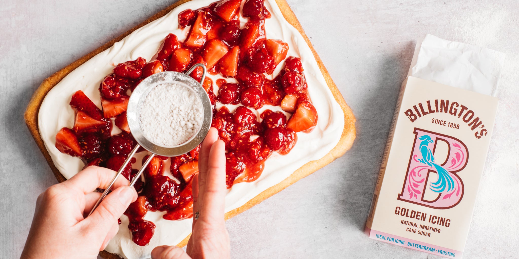 Victoria Sponge Traybake