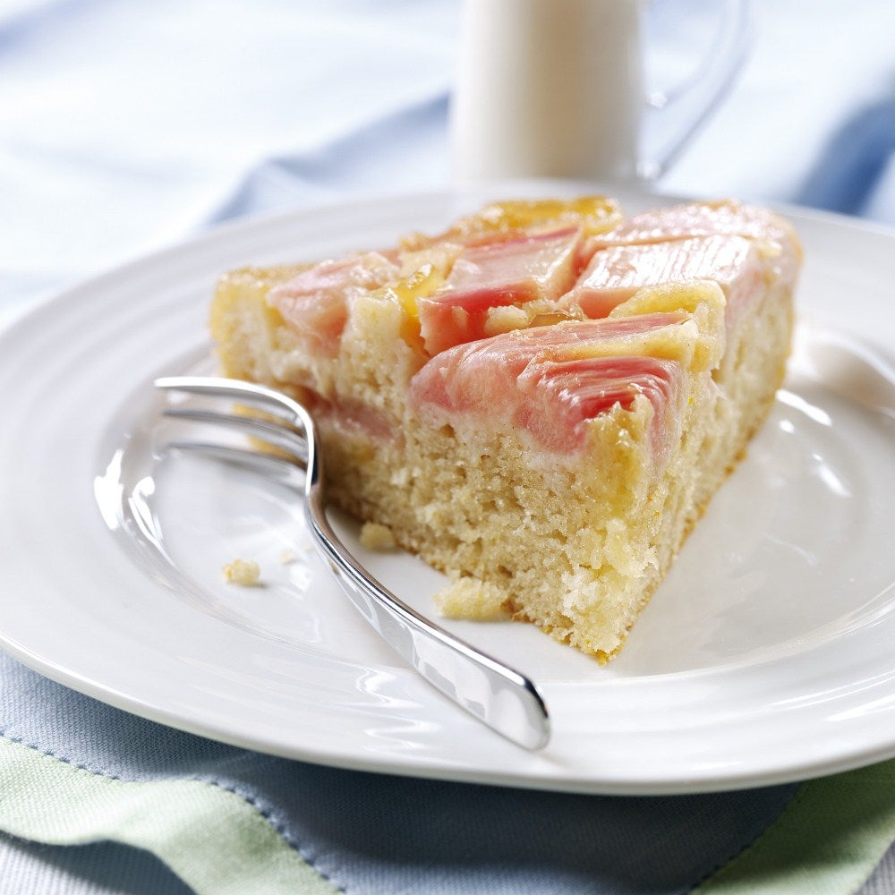 1-Rhubarb-upside-down-cake-web.jpg