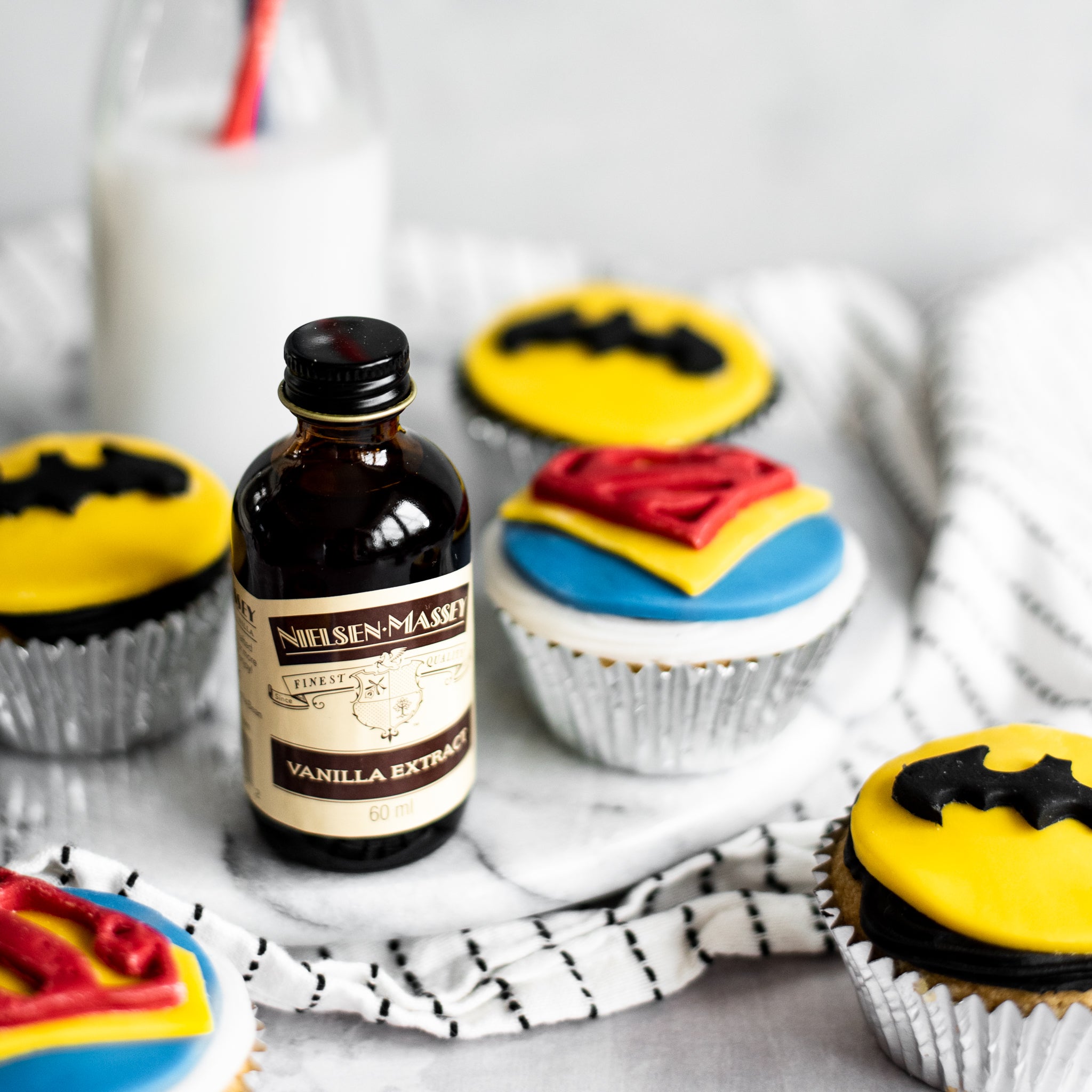 Fathers-Day-Superhero-Cupcakes-SQUARE-8.jpg