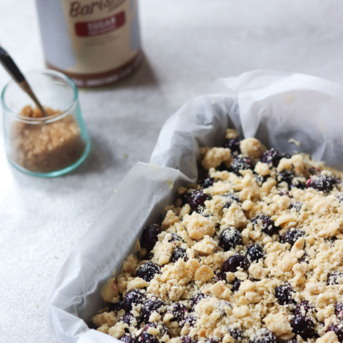 Blueberry & Hazelnut Crumble Cake