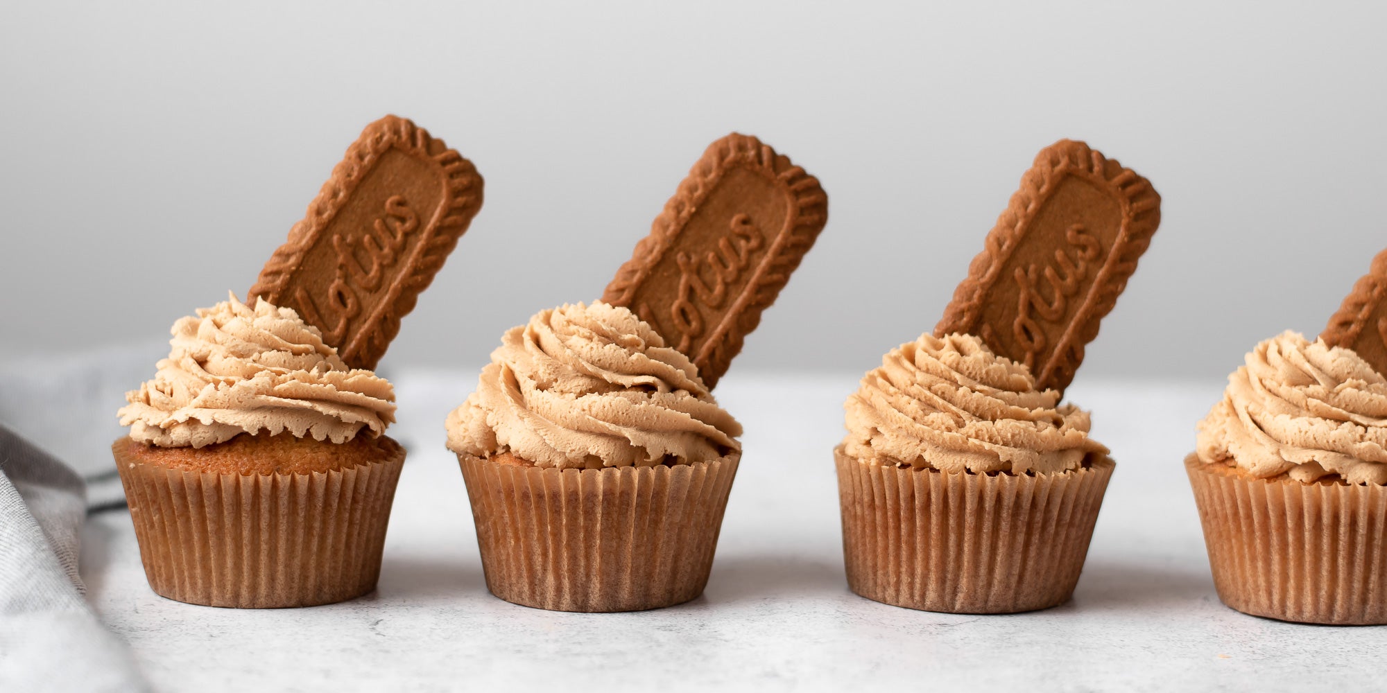 row of biscoff cupcakes