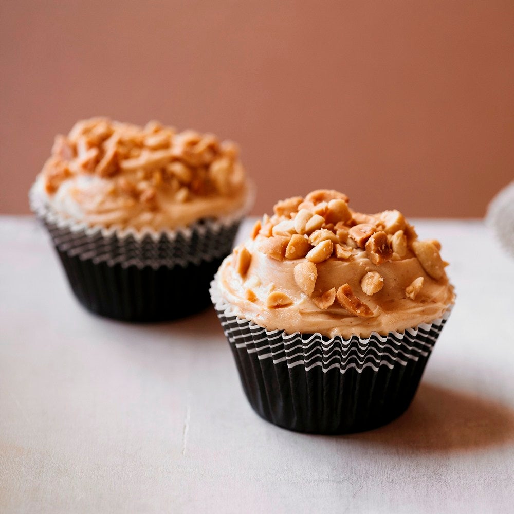 1-Peanut-butter-and-chocolate-cupcakes-web.jpg
