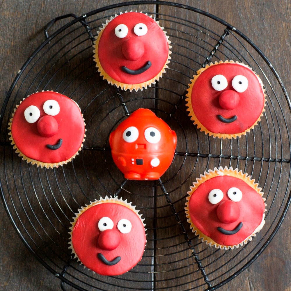 1-Red-Nose-Day-face-cupcakes-WEB.jpg