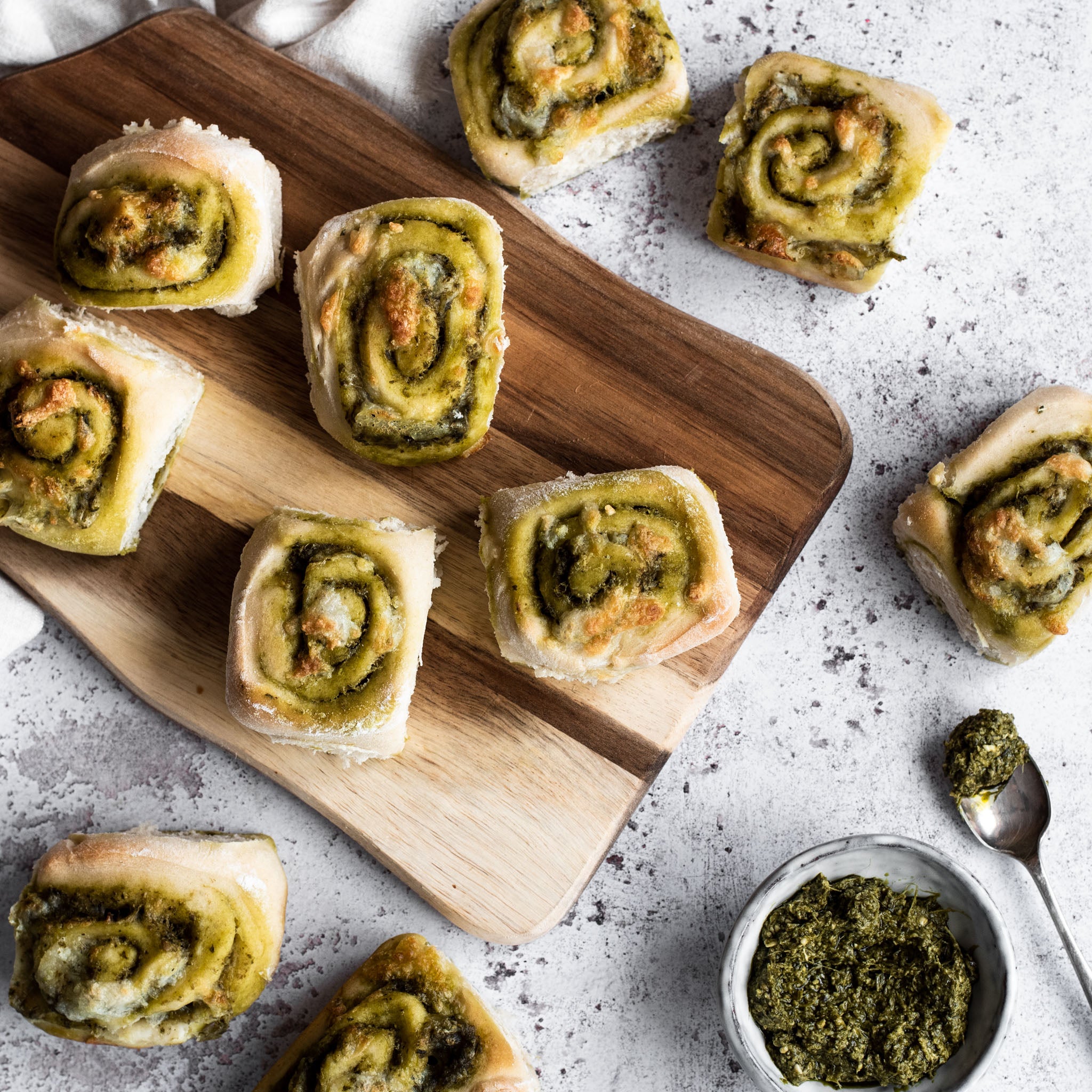 Mozzarella and Pesto Pinwheels